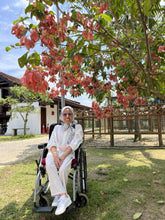 Load image into Gallery viewer, Escape